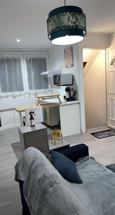 Appartement moderne refait à neuf proximité centre ville et plage Coudekerque-Branche Esterno foto