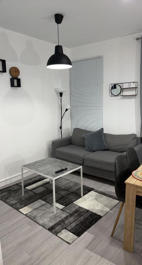 Appartement moderne refait à neuf proximité centre ville et plage Coudekerque-Branche Esterno foto