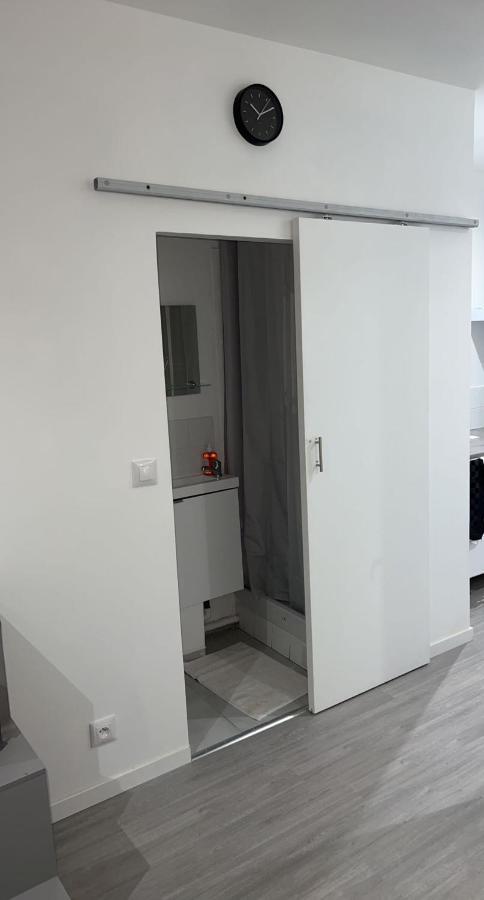 Appartement moderne refait à neuf proximité centre ville et plage Coudekerque-Branche Esterno foto